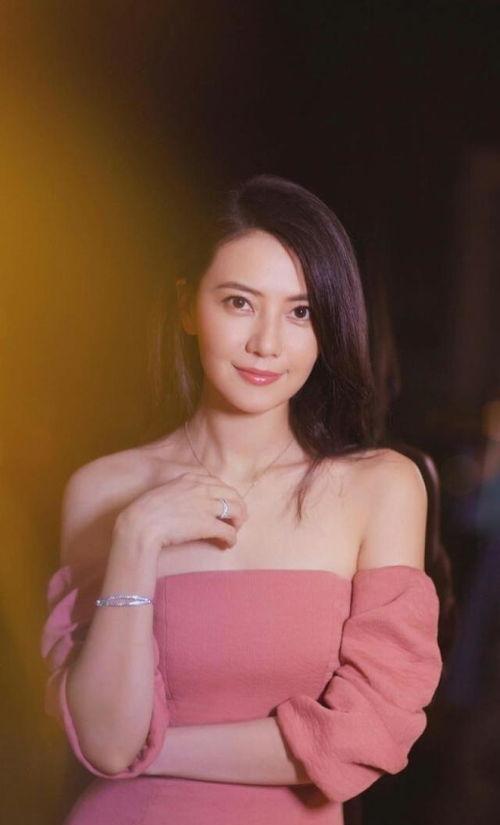 朱迅爆料老梁视频大全集,老梁视频大全集背后的精彩故事